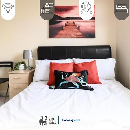 4 Bedroom House By Littlepiggyrentals Short Lets & Serviced Accommodation Luton With Superfast Wifi المظهر الخارجي الصورة